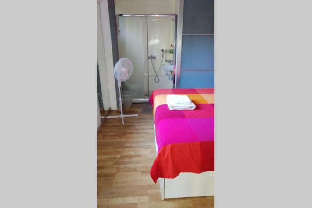 Air Conditioned Studio In Quite Garden With Barbecue Atina Dış mekan fotoğraf